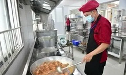 TP.HCM thí điểm 'Tick xanh trách nhiệm' tại bếp ăn trường học