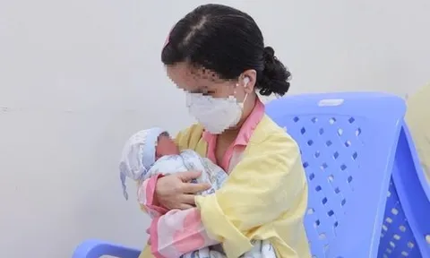 Người mẹ 'tí hon' 1,2m mang song thai, mất một thai, cứu bé còn lại bằng truyền máu bào thai