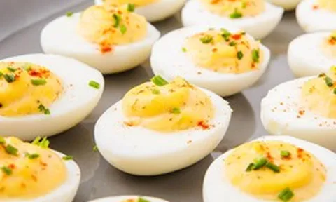 Thương cháu gầy, bà nội làm món trứng "lạ" khiến bé 5 tuổi nguy kịch
