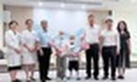 Bé gái Việt thoát cảnh truyền máu suốt đời nhờ sang Trung Quốc ghép tế bào gốc