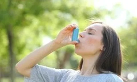 Vitamin A và D cải thiện chức năng phổi người mắc hen suyễn?