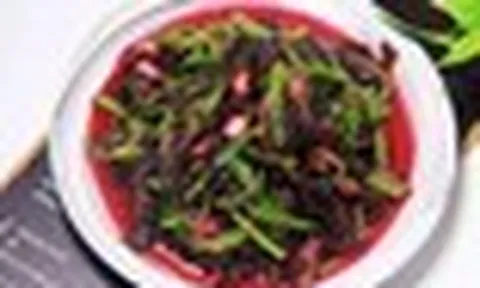 Loại rau mọc đầy ở Việt Nam, cổ thư Trung Quốc xếp vào "thượng phẩm": Được ví "bổ hơn thịt, rẻ hơn thuốc"