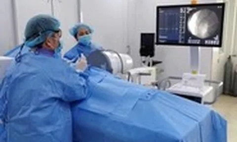 Bệnh nhân đau mãn tính vui vì có kỹ thuật giảm đau hiệu quả