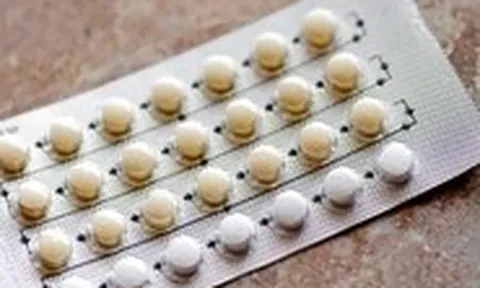 Uống thuốc tránh thai khiến phụ nữ ăn uống mất kiểm soát?