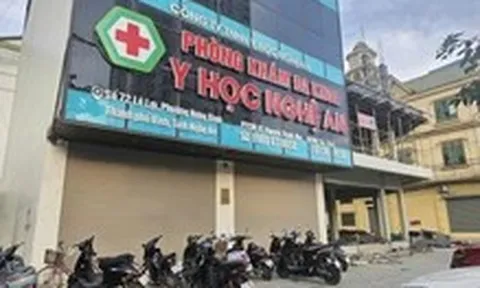 Phòng khám bơm sữa đậu nành vào niệu đạo 'vẽ bệnh': Đừng để tiền mất tật mang