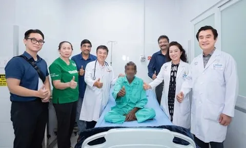 Du khách vụ lật ca nô tại Phú Quốc xuất viện, bác sĩ Chợ Rẫy theo chuyến bay đưa về nước
