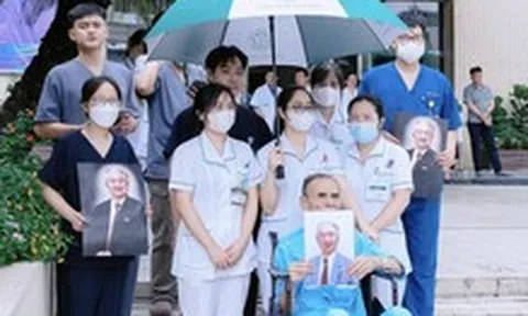 Thầy Vũ Văn Đính và ngọn lửa mang tên Hồi sức Cấp cứu
