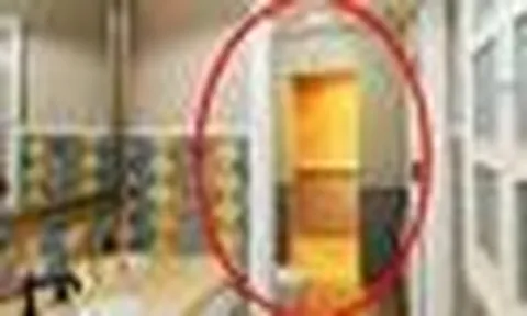 Vì sao ngày càng nhiều gia đình không còn đóng kín cửa ngay sau khi tắm hoặc đi vệ sinh?