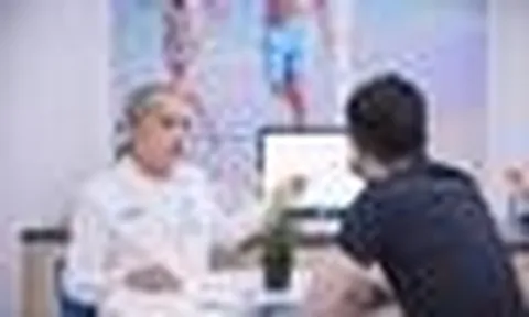 Mặc quần bó cả ngày lẫn đêm, người đàn ông 36 tuổi phải đi khám gấp