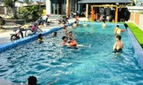 Tin đồn clo trong nước máy, hồ bơi gây bệnh tuyến giáp: Bác sĩ nói gì?