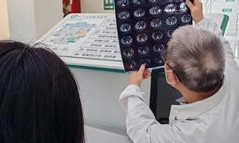 Cô giáo cứu sống học sinh hóc nắp bút: Bài học “xương máu” cho mọi phụ huynh