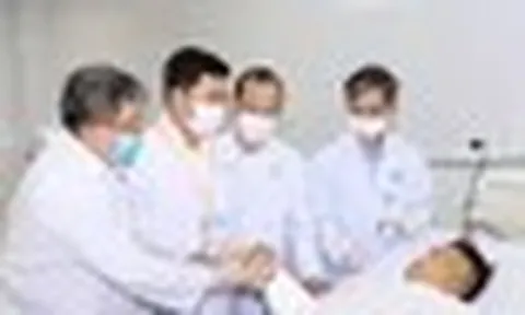 Nối thành công cánh tay đứt lìa cho nạn nhân bị tai nạn lao động