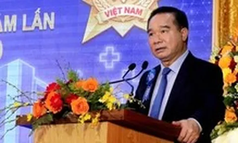 Chủ tịch UBND TP.HCM: Thành tựu của Bệnh viện Hùng Vương góp phần đưa ngành y tế vươn ra khu vực và thế giới