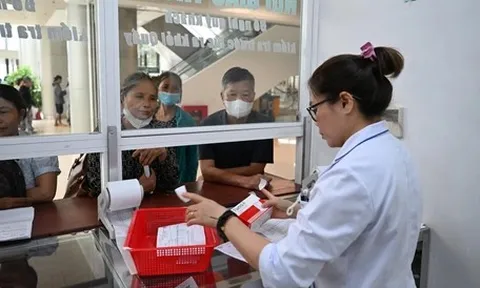 Danh mục thuốc bảo hiểm y tế: Người bệnh mỏi mòn chờ cập nhật