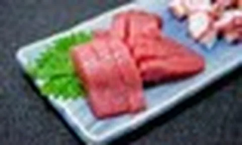 Cảnh báo ăn sashimi cùng thứ này dẫn đến tổn thương thận cấp tính: Bác sĩ tiết lộ 5 thói quen ăn uống làm tăng nguy cơ chạy thận phải bỏ ngay