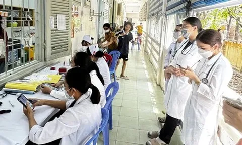 Chính thức: TP.HCM chi hơn 50 tỉ đồng mỗi năm hỗ trợ 400 bác sĩ nội trú