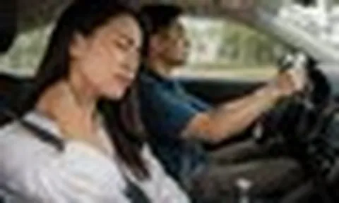 "Còn 50km nữa thôi!": Vì sao càng gần đến nơi, cơ thể càng mệt rã rời sau một chuyến đi xa trong ngày lễ?