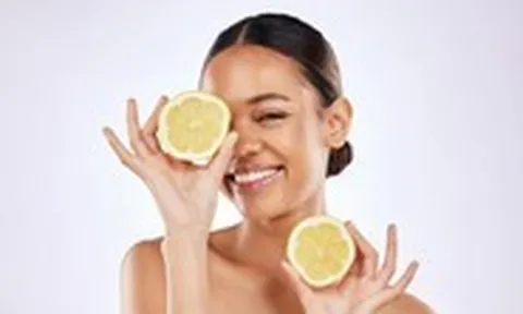Có phải uống nhiều vitamin C chống được cảm lạnh?