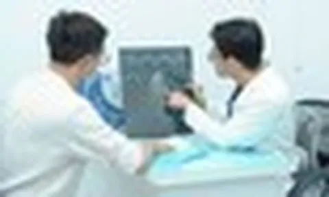 Người đàn ông 32 tuổi 3 lần tái phát ung thư tuyến giáp