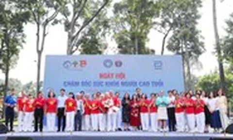 Abbott nỗ lực thúc đẩy chăm sóc chủ động để người cao tuổi sống khỏe hơn