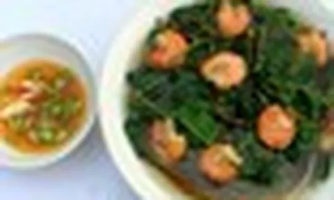 Người phụ nữ 38 tuổi bữa nào cũng ăn rau dền, 6 tháng sau đi khám bác sĩ ngỡ ngàng: "Cô đã ăn gì thế?"