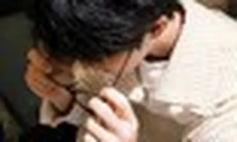 Nam sinh viên 19 tuổi đột nhiên phát hiện nhiễm HIV, cách anh bị lây nhiễm khiến nhiều người trẻ "lạnh sống lưng"