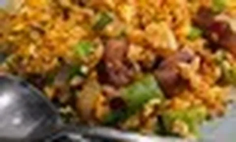 Cả nhà cùng mắc tiểu đường dù không ai mê đồ ngọt, bác sĩ chỉ đích danh 2 món cực quen "bơm đường" vào máu