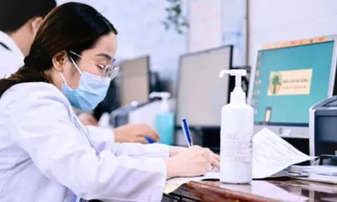 Nên đào tạo bác sĩ nội trú và bác sĩ chuyên sâu như thế nào để Việt Nam nhiều bác sĩ giỏi?