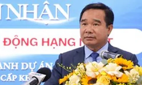 Chủ tịch UBND TP.HCM: Máy móc hiện đại đến đâu cũng không thay thế được vai trò người thầy thuốc