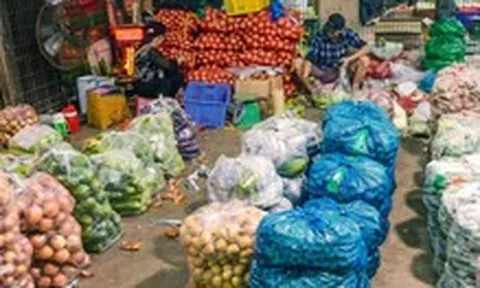 Bộ Y tế trả lời kiến nghị làm sao để kiểm soát rau, trái cây mua 2-3 ngày rồi vẫn tươi?