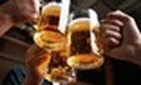 Không hút thuốc, ít rượu bia nhưng vẫn 'yếu sinh lý': Bác sĩ nam khoa chỉ ra 4 'thủ phạm' bất ngờ