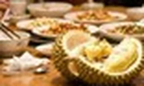 Người phụ nữ 30 tuổi suy gan nặng sau khi ăn cùng lúc loại trái cây này và 1 loại nước