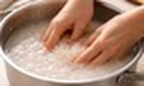 Điều gì xảy ra nếu bạn vo gạo quá nhiều lần trước khi nấu?