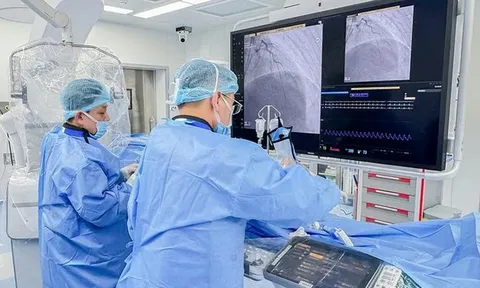 Chạy đua với thời gian, cứu sống 2 bệnh nhân nhồi máu cơ tim tại Phú Quốc