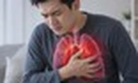 Bác sĩ BV Bạch Mai chỉ: 4 nguy cơ gây ung thư phổi ở người không hút thuốc, nhiều người vô tình tiếp xúc mỗi ngày mà không hay biết
