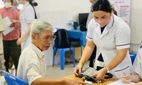 Ai được bảo hiểm y tế chi trả khám sức khỏe định kỳ?