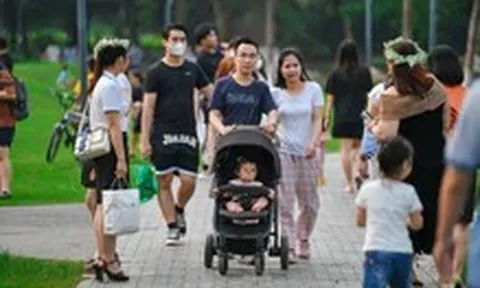 Đề xuất hỗ trợ tiền hoặc hiện vật cho trẻ đến đủ tối thiểu 12 tháng tuổi