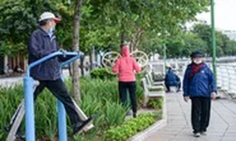 Bác sĩ khuyên người cao tuổi sống vui khỏe từ những 'điều thiết thực' nào?
