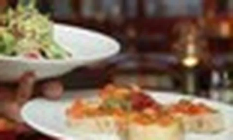 Bữa tối quyết định tuổi thọ của bạn, hãy lưu ý 6 mối nguy hại từ việc ăn tối sai cách