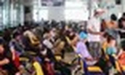 Bao giờ bệnh nhân ung thư hết rồng rắn đến 23 giờ đêm để... chụp chiếu?