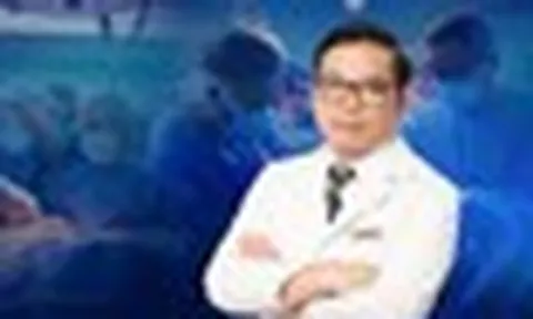 Chân dung bác sĩ Việt sinh năm 1975 vừa làm Tổng giám đốc vừa cầm dao mổ hơn 14.000 ca: Sở hữu "gia tài" kỷ lục ngành y