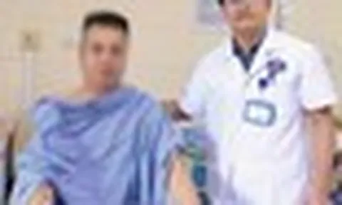 Người đàn ông phát hiện ung thư trực tràng sớm nhờ 1 triệu chứng