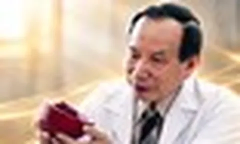 Vị bác sĩ Việt Nam được thế giới vinh danh là “huyền thoại sống”: Sáng kiến làm thay đổi hàng triệu gia đình Việt