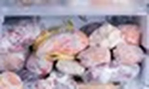 3 loại thực phẩm để lâu trong tủ lạnh dễ thành "đồng phạm" của ung thư