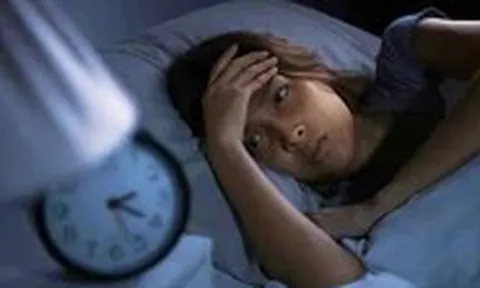 Mệt mỏi, rụng tóc, mất ngủ: Khi nào cần xét nghiệm kiểm tra vi chất