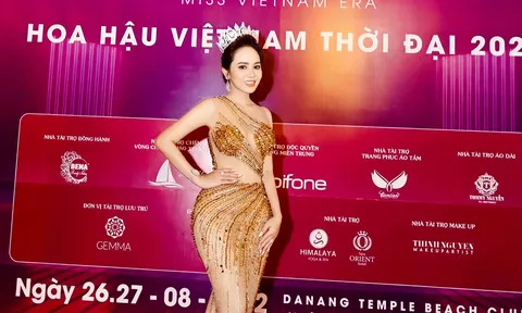 Á hậu Hồng Thắm lộng lẫy trên hàng ghế quyền lực đêm chung khảo Miss Vietnam Era 2022