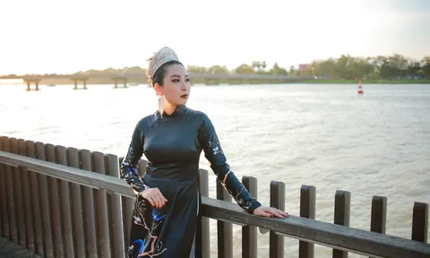 Chấm thi Hoa hậu tại Cố đô Huế: Á hậu Mai Thanh Thuỷ diện áo dài với hoạ tiết đặc biệt đầy duyên dáng