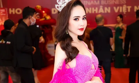 Họp báo Hoa hậu Doanh nhân Việt Nam 2023: Á hậu Hồng Thắm đẹp không kém thí sinh