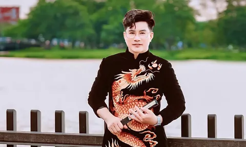 MC Minh Hưng diện áo dài độc đáo dẫn dắt phần thi trình diễn thời trang Hoa hậu Quý bà Việt Nam Toàn cầu 2023