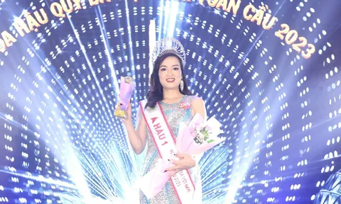 Doanh nhân Nguyễn Thị Song Thương đăng quang ngôi vị Á hậu 1 cuộc thi Hoa hậu Quý bà Việt Nam Toàn cầu 2023